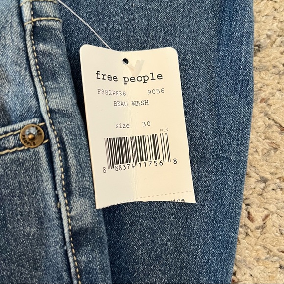 Free People Jeans Waist Size 30 NWT - Picture 8 of 8